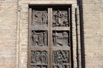Parrocchiale di San Pietro - Lavorazione Artistica Porta Laterale