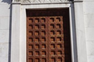 Portone Ingresso Principale - Parrocchiale di San Pietro